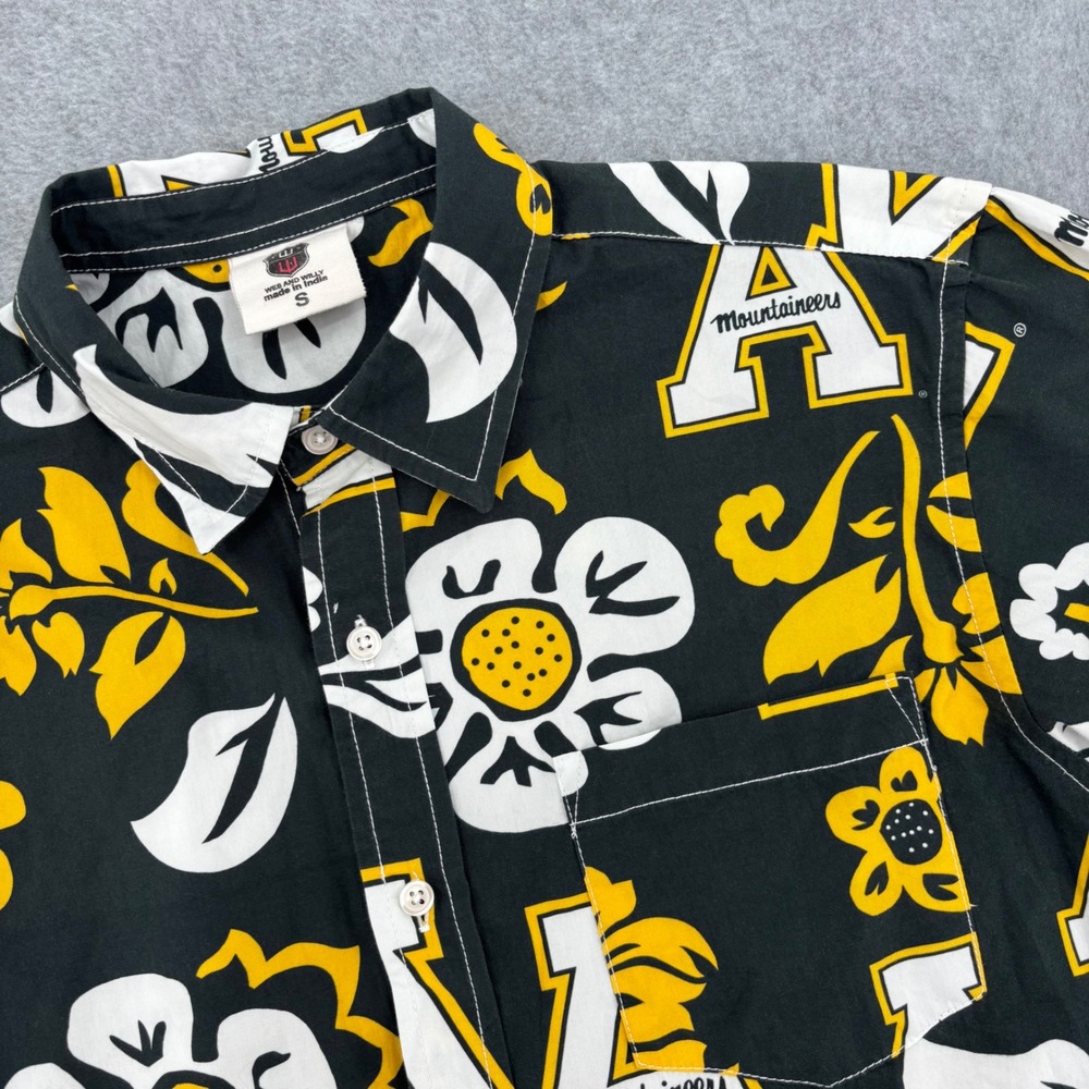 Wes and Willy Appalachian State Mountaineers Black Floral Button Down Shirt MenS - Picture 7 of 7